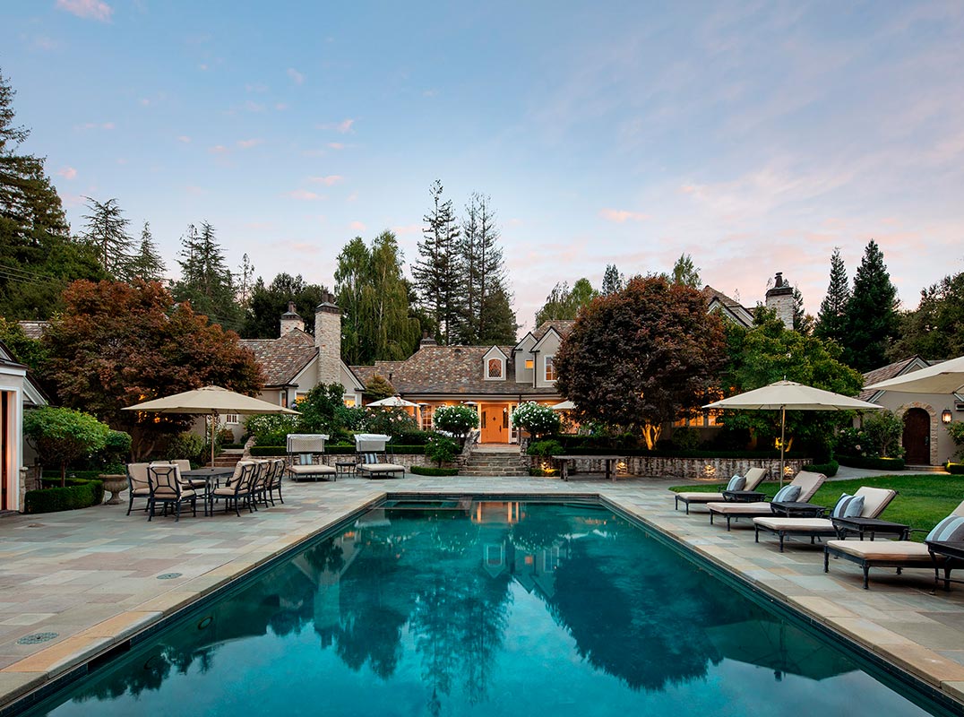 Sophisticated Style And Classic Elegance